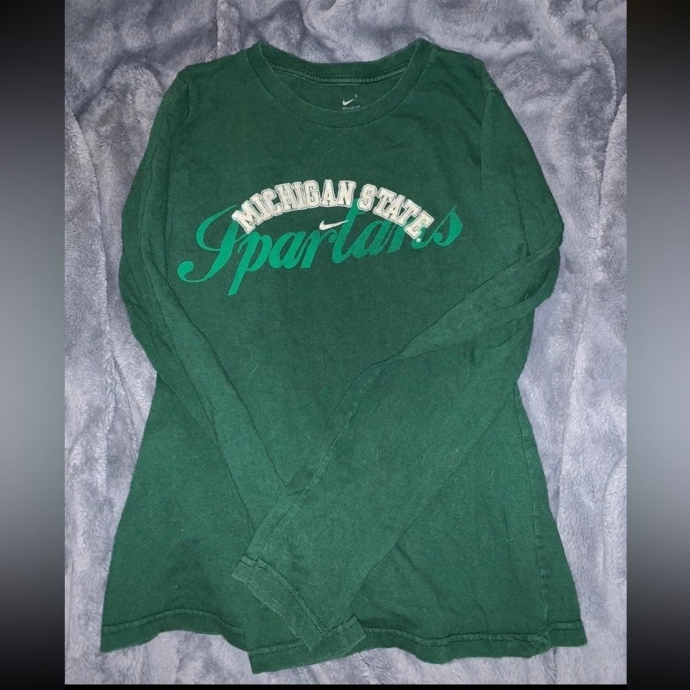 MICHIGAN STATE NIKE TOP